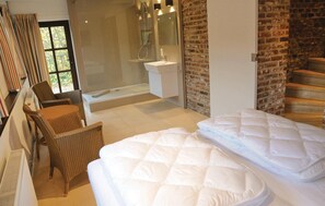 4 bedrooms, free WiFi - Lovely home in Durbuy with WiFi (Durbuy)