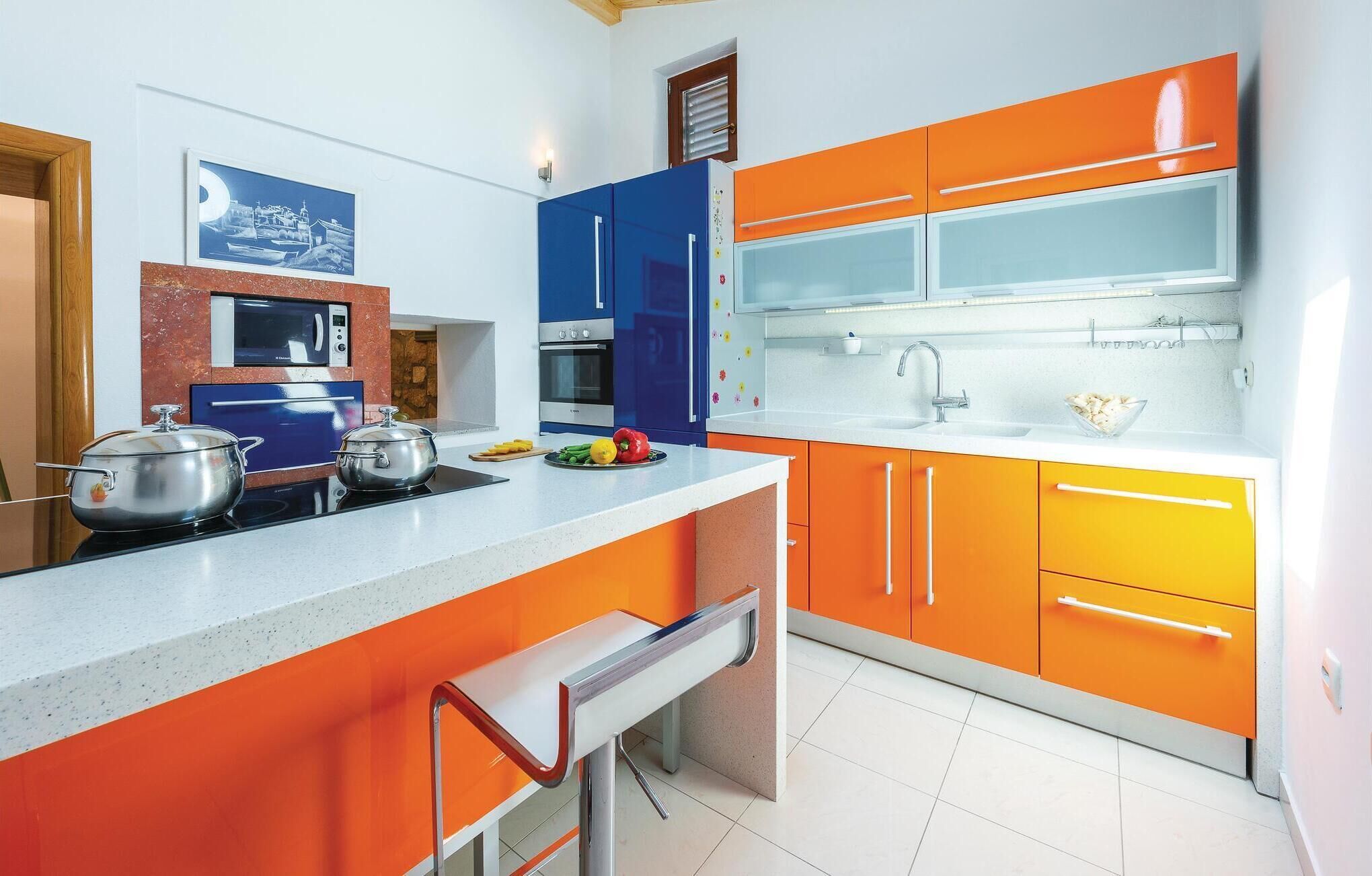 Kühlschrank, Herdplatte, Geschirrspüler