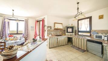 Refrigerador, parrilla de estufa y lavavajillas