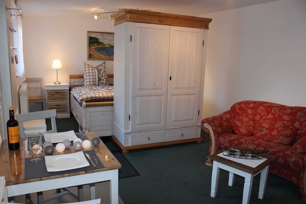 Unclassified image, 1 of 19, button - Befeld, Fewo Ostseegarten - Befeld, Susanne (Neustadt in Holstein)