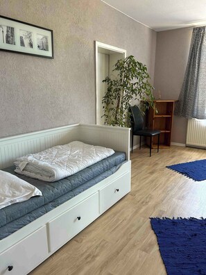 1 bedroom, Internet
