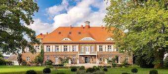 Krähennest - Schloss Pütnitz - Canoe special from 4 nights (Jan 06 to April 29)