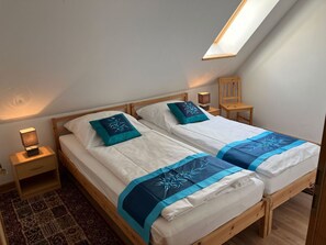 3 habitaciones, cuna de viaje, wifi y ropa de cama 