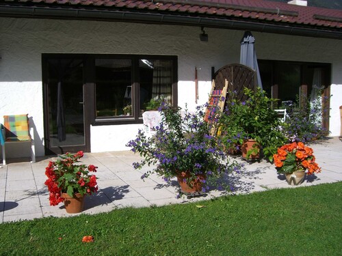 Ferienwohnung Hirschberg - Ferienwohnungen Haus Eva Hagn