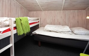 4 Schlafzimmer, Reisekinderbett, kostenloses WLAN