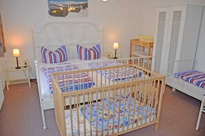 2 chambres, lit parapluie, Wi-Fi, draps fournis