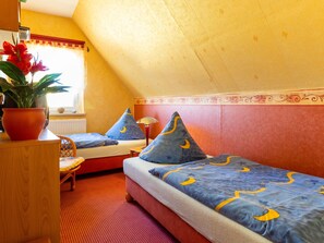 2 bedrooms, bed sheets - Apartment, Tilzow, Fam Schmidt - Apartment (Bergen auf Rügen)