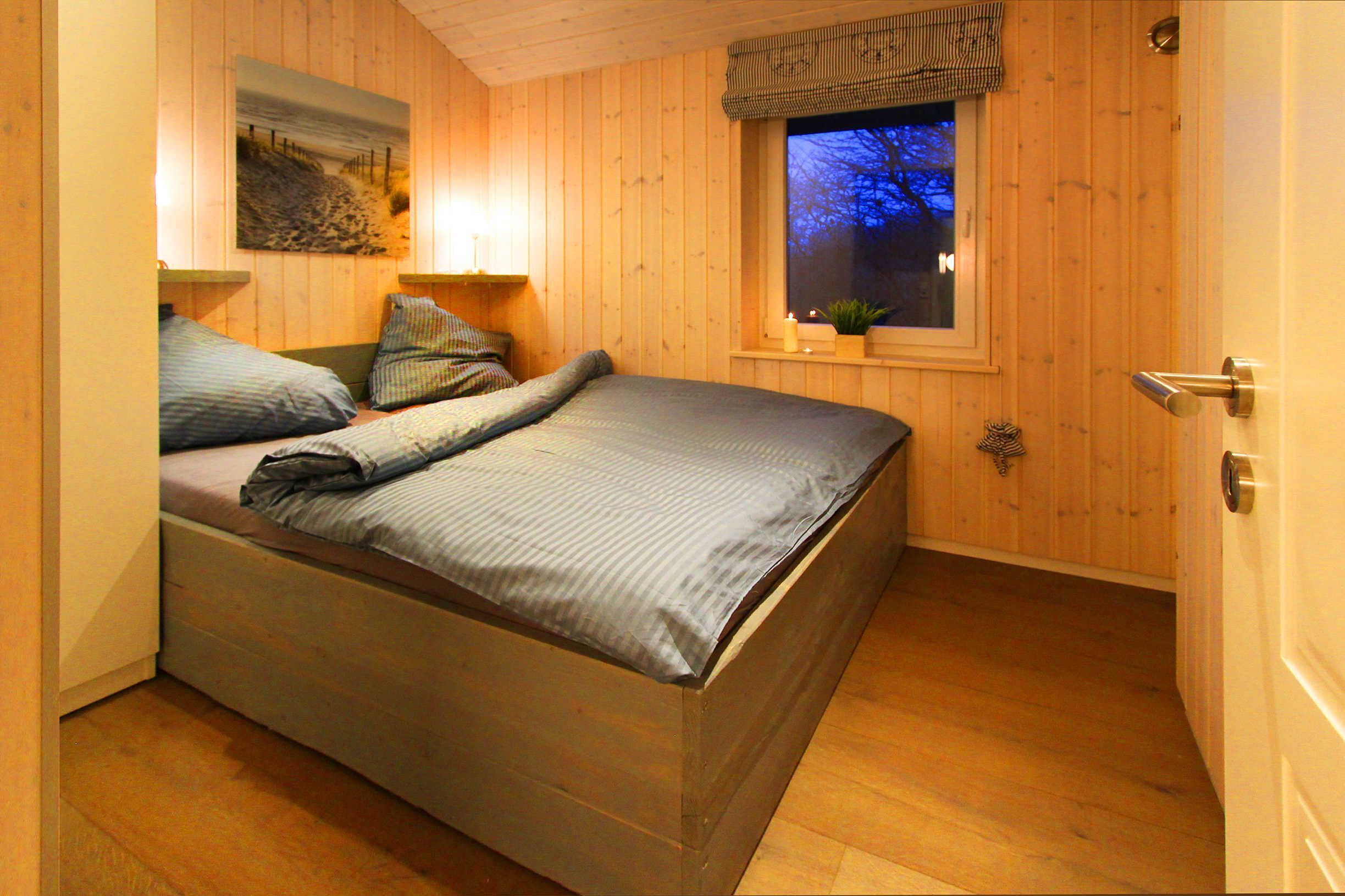 4 bedrooms, in-room safe, travel crib, WiFi