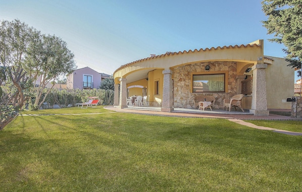 Terrace/patio - 2 bedroom beautiful home in CA- (CA-)