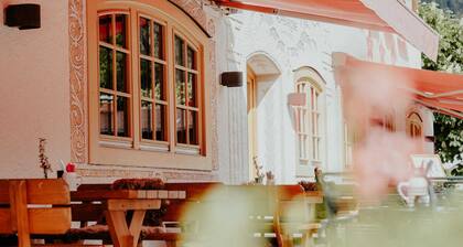 Gemütliches Doppelzimmer (16m²) - Hotel & Restaurant Alpenrose Bayrischzell