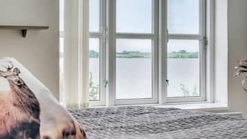 12 Schlafzimmer, Reisekinderbett, kostenloses WLAN