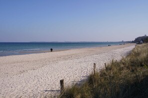 Beach nearby - Enjoy the sea ...... - 2-room apartment, 45m², ground floor, south / west balcony (Scharbeutz)