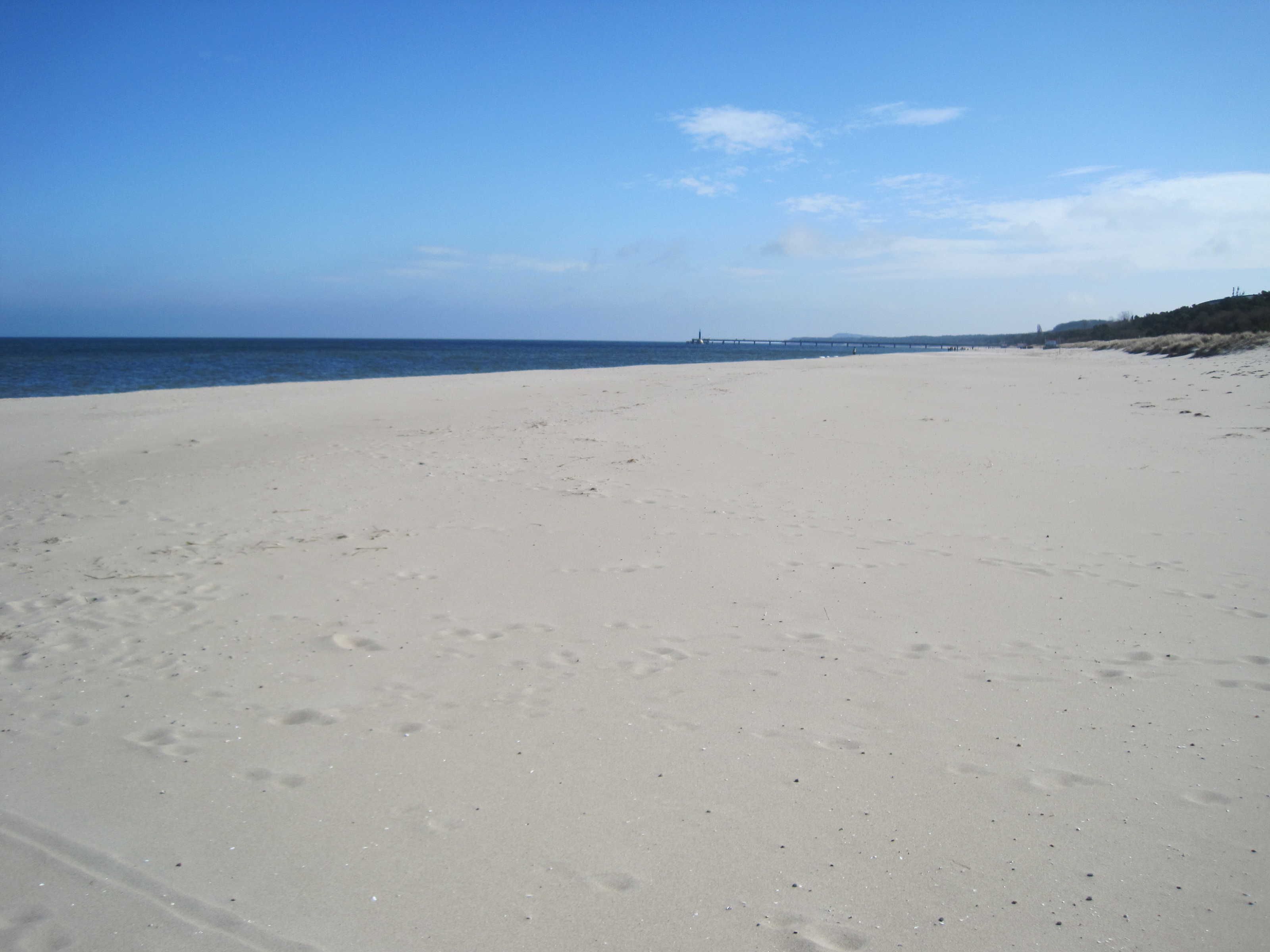 Una spiaggia nelle vicinanze