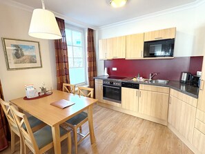 Køleskab, mikrobølgeovn, ovn, opvaskemaskine