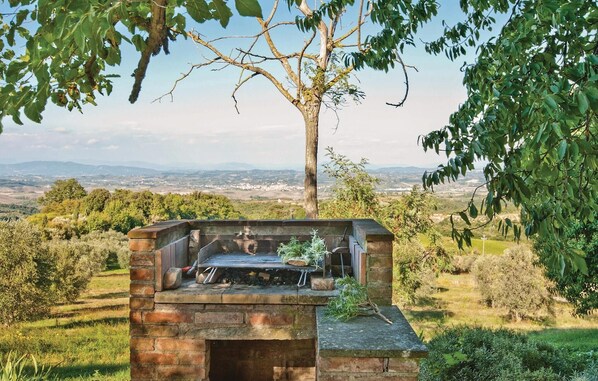 Property grounds - Maddalena - Podere Moricci (Montaione FI)