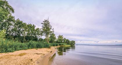 2 bedroom gorgeous home in Nowe Warpno