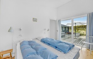 4 bedrooms, free WiFi - Lovely home in Hvide Sande with WiFi (Hvide Sande)