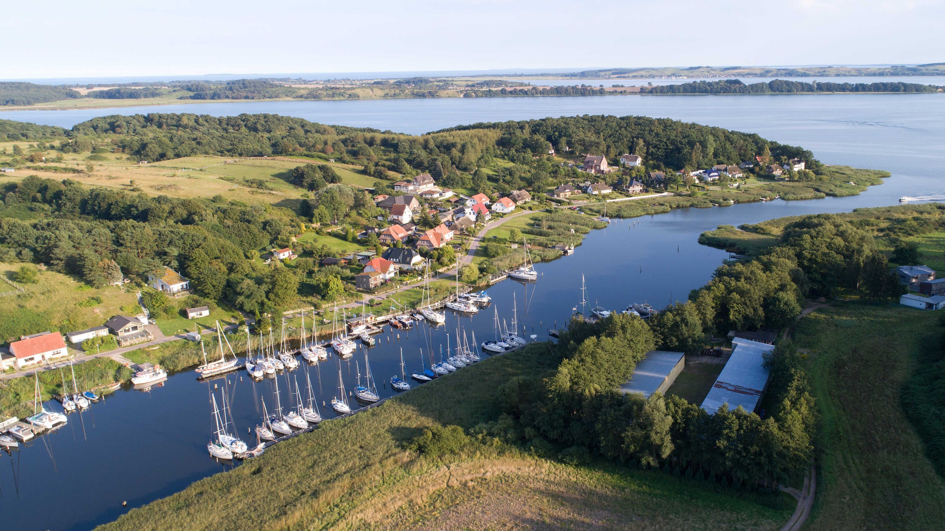 Marina/club náutico