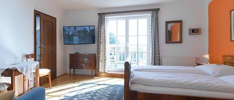 1 Schlafzimmer, Zimmersafe, Schreibtisch, WLAN