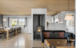 living-room - Gorgeous home in Harboøre with sauna (Harboøre)