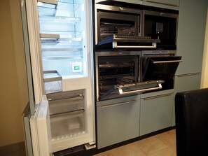 Apartment, 5 Schlafzimmer, Nichtraucher | 5 Schlafzimmer, Schreibtisch, Bügeleisen/Bügelbrett