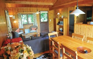 Dining - 2 bedroom awesome home in Somme-Leuze (Somme-Leuze)