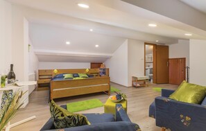 3 bedrooms, free WiFi, bed sheets - Cozy apartment in Gracisce with WiFi (Gracisce)