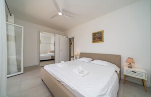 2 bedrooms, free WiFi, bed sheets