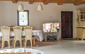 Interior - Amazing home in Rybakowo with kitchen (Rybakowo)