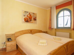 2 makuuhuonetta, Wi-Fi, vuodevaatteet