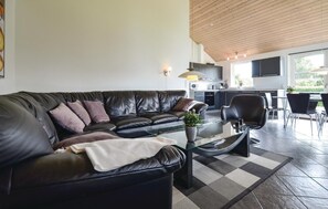 Téléviseur, foyer, lecteur de DVD