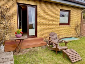 Unclassified image, 5 of 15, button - Double room no. 1 ground floor shower-WC - Pension Haus Christine (Sylt)