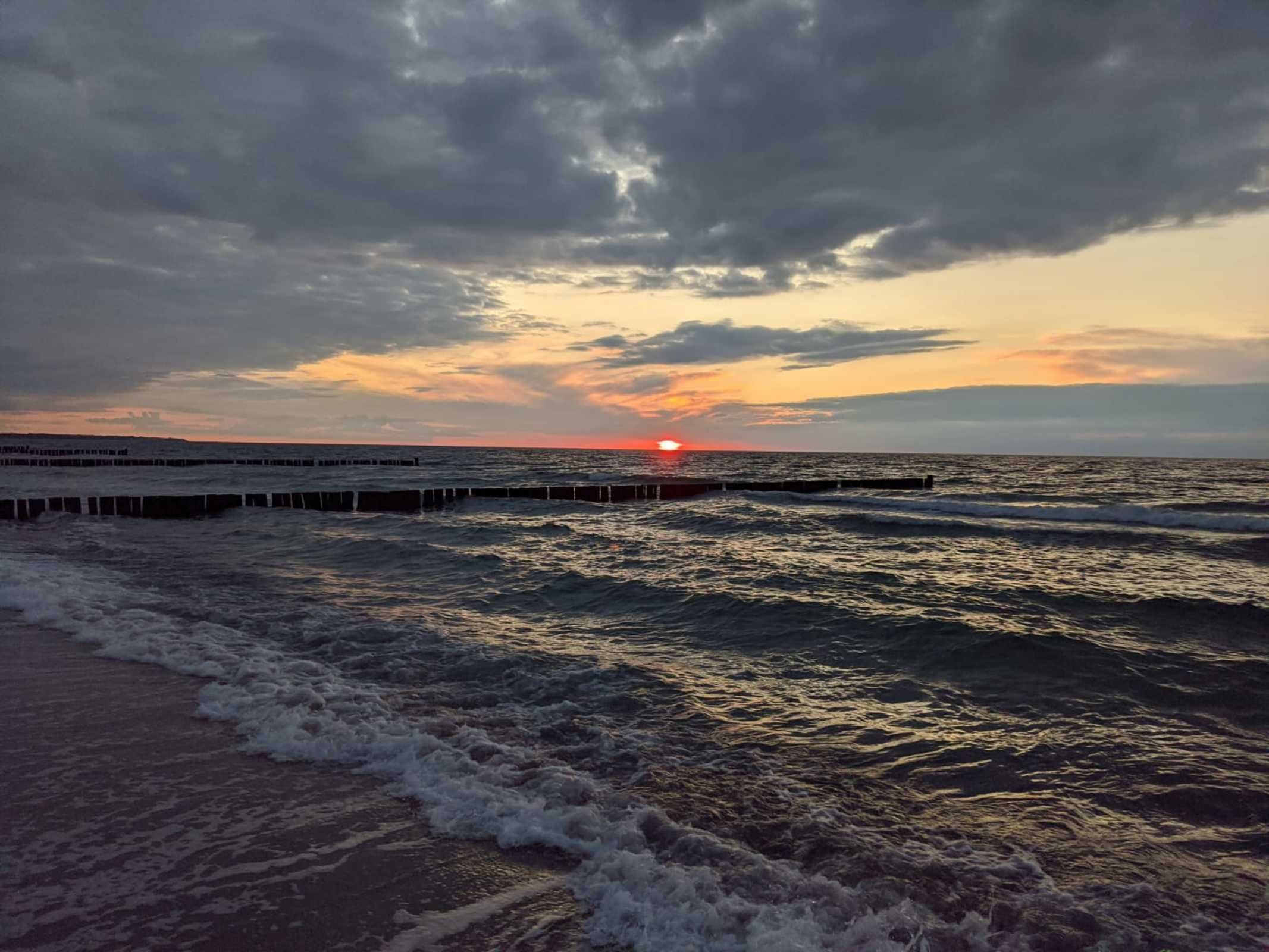 بالقرب من الشاطئ