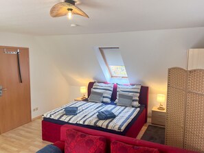 1 bedroom, WiFi, bed sheets