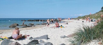 Dyrevenlig bolig i Aakirkeby med køkken