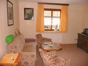 Unclassified image, 2 of 9, button - Rügen-Fewo 244 - apartment (Putbus)