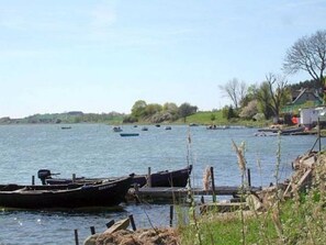 صورة غير مصنفة، 3 من 9، زرّ