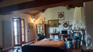 Interior - Holiday apartment with pool and Wi-Fi (Asciano)