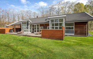 Exterior - Gorgeous home in Hasle with WiFi (Hasle)