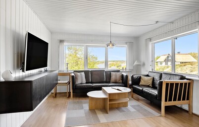 2 bedroom beautiful home in Roslev