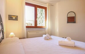 2 camere, Wi-Fi (a pagamento)