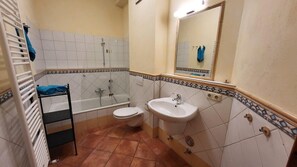 Bathroom - (46) 2-room apartment - Apartment block LAGUNA (Kühlungsborn)