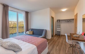 7 chambres, lit parapluie, Wi-Fi gratuit, draps fournis