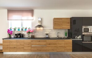 Réfrigérateur, surface de cuisson, lave-vaisselle, cafetière-théière