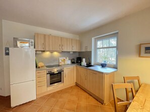 Køleskab, mikrobølgeovn, ovn, opvaskemaskine