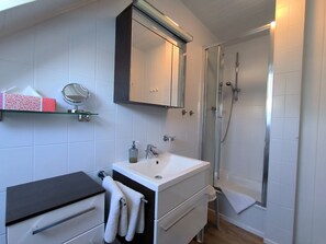 Unclassified image, 4 of 16, button