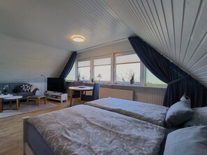 Unclassified image, 5 of 16, button