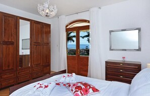 3 chambres, lit de bébé portatif, accès au Wi-Fi (inclus)