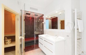 Douche, douche à « effet pluie »