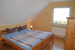 3 soverom, strykejern/-brett, reiseseng for barn og wi-fi